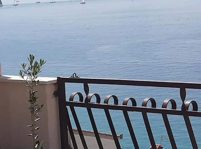 Maiden Апартаменти